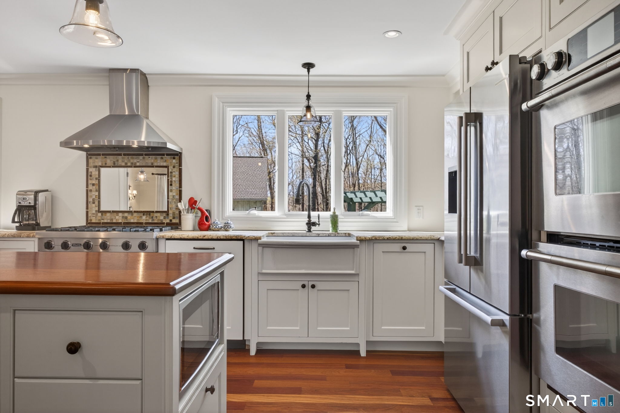 85 Fawn Brook Circle Madison CT 06443