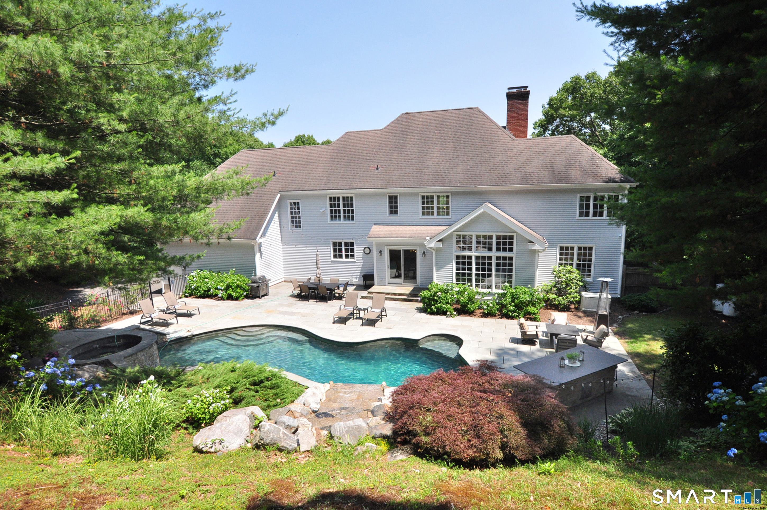 61 Westmont Road Avon CT 06001