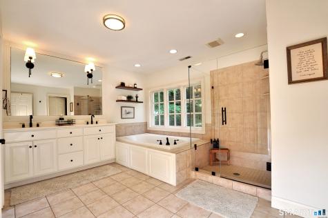 61 Westmont Road Avon CT 06001