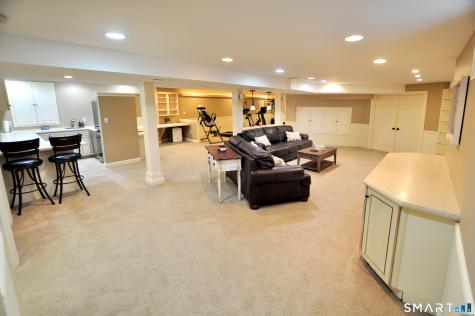 61 Westmont Road Avon CT 06001