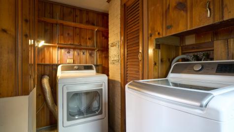 123 Beverly Drive Bridgeport CT 06610