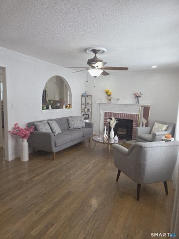 107 Greenlawn Street East Hartford CT 06108