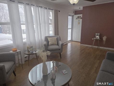 107 Greenlawn Street East Hartford CT 06108