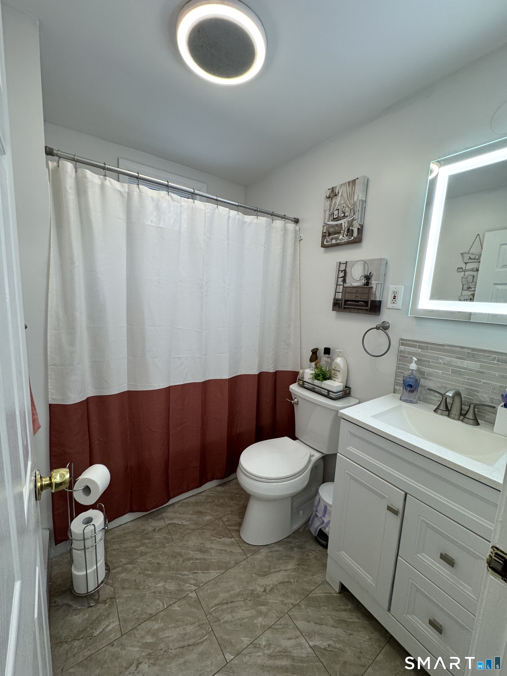 107 Greenlawn Street East Hartford CT 06108