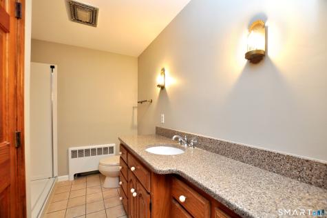 807 Jerome Avenue Bristol CT 06010