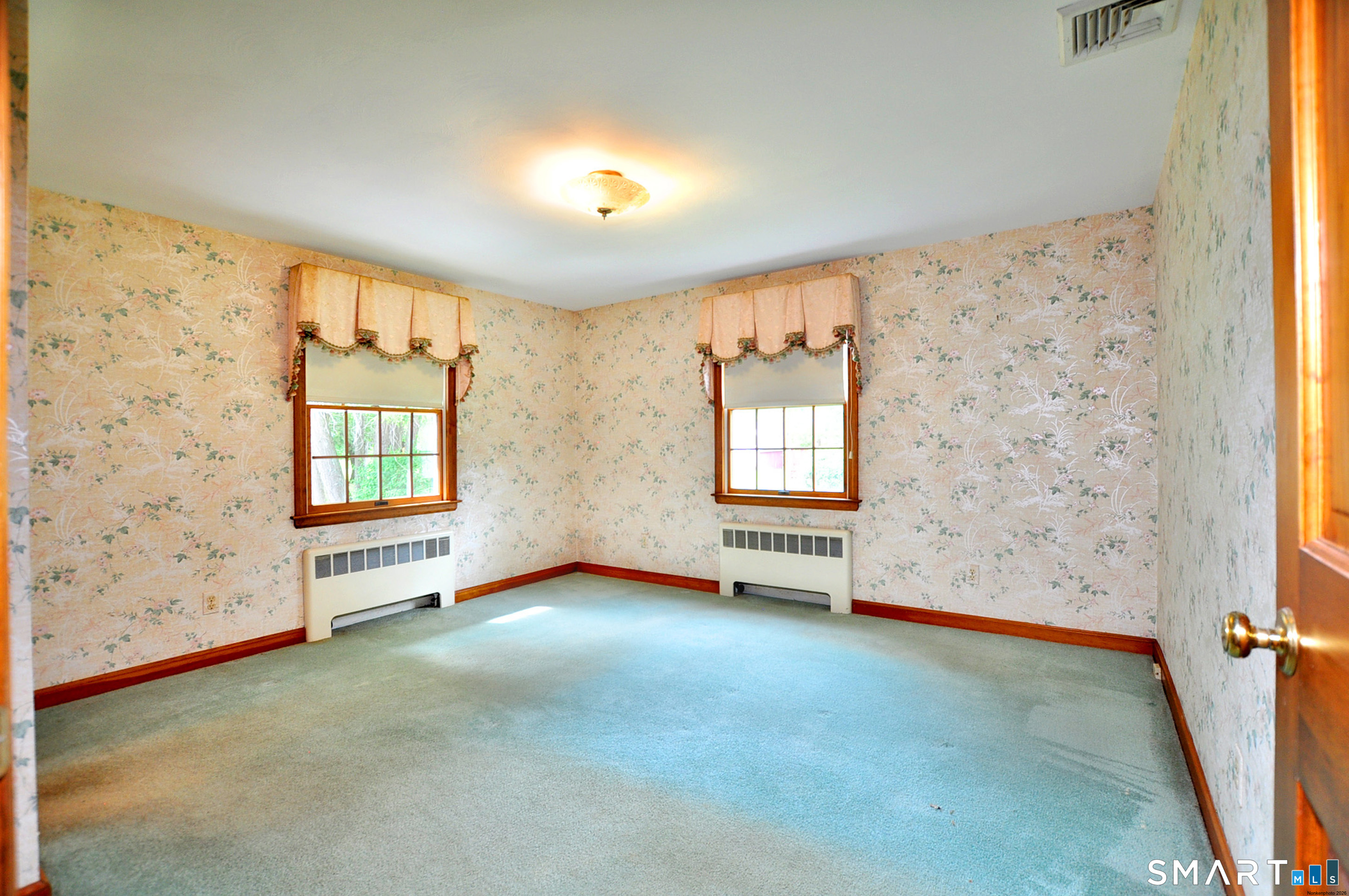 807 Jerome Avenue Bristol CT 06010