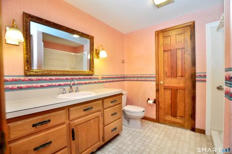 807 Jerome Avenue Bristol CT 06010