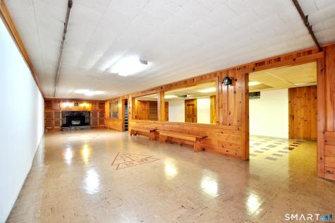 807 Jerome Avenue Bristol CT 06010