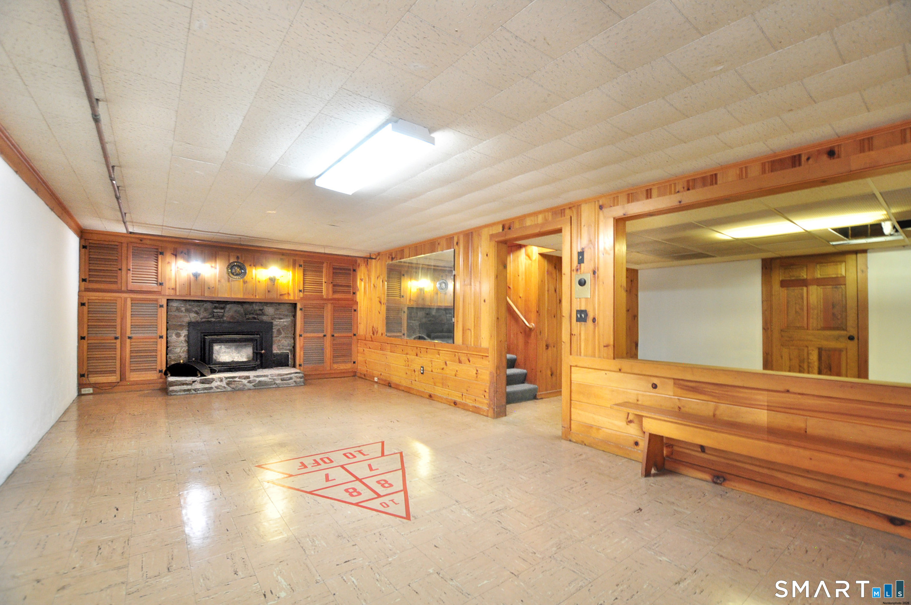 807 Jerome Avenue Bristol CT 06010