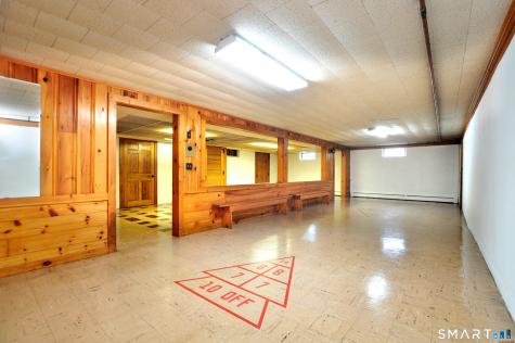 807 Jerome Avenue Bristol CT 06010