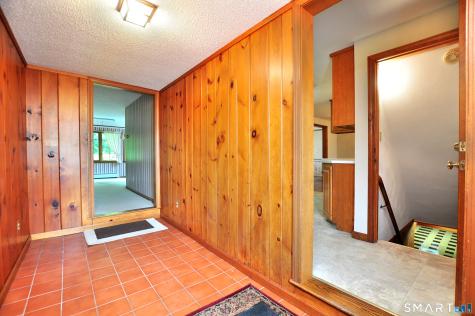 807 Jerome Avenue Bristol CT 06010