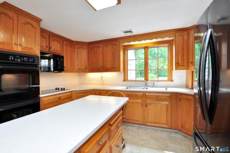 807 Jerome Avenue Bristol CT 06010
