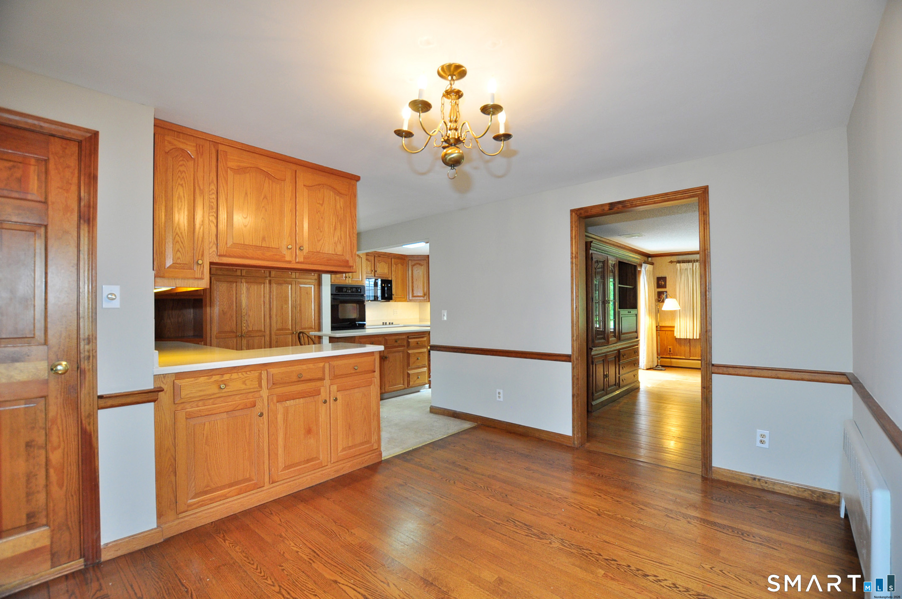 807 Jerome Avenue Bristol CT 06010