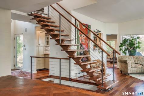 31 Splitrock Road Norwalk CT 06854