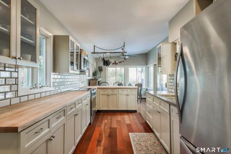 31 Splitrock Road Norwalk CT 06854