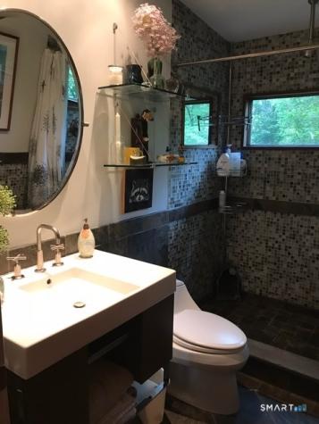 31 Splitrock Road Norwalk CT 06854