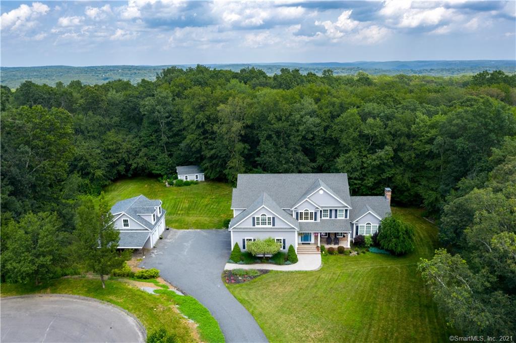 8 Kyle Court Oxford CT 06478
