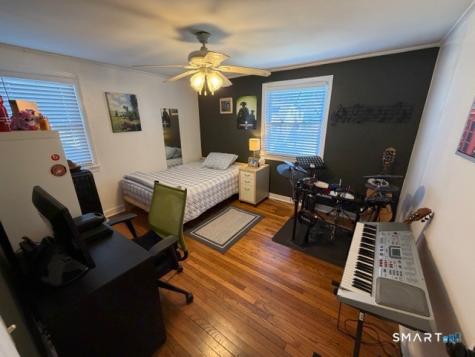 36 Rolfe Street Hamden CT 06517