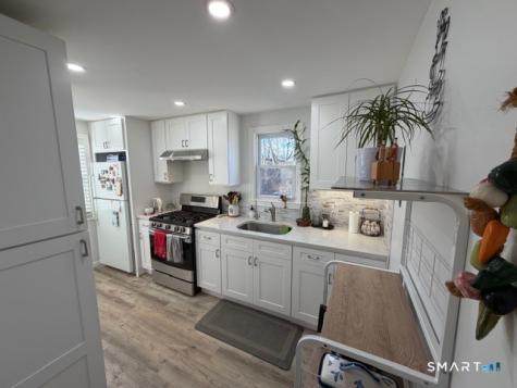 36 Rolfe Street Hamden CT 06517