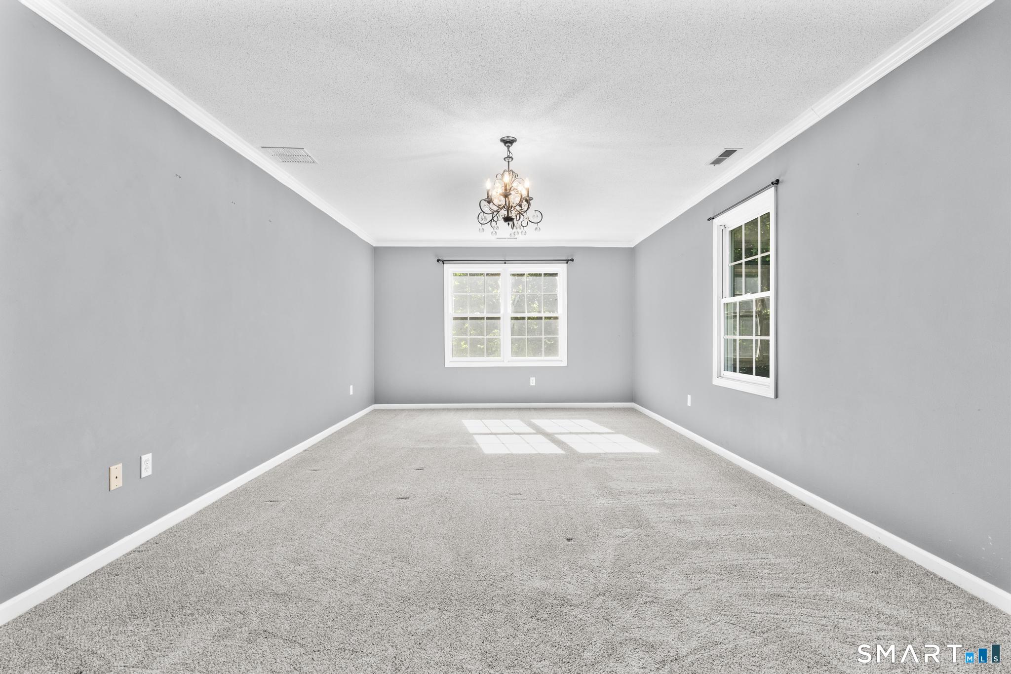 29 Nathan Hale Court Cheshire CT 06410