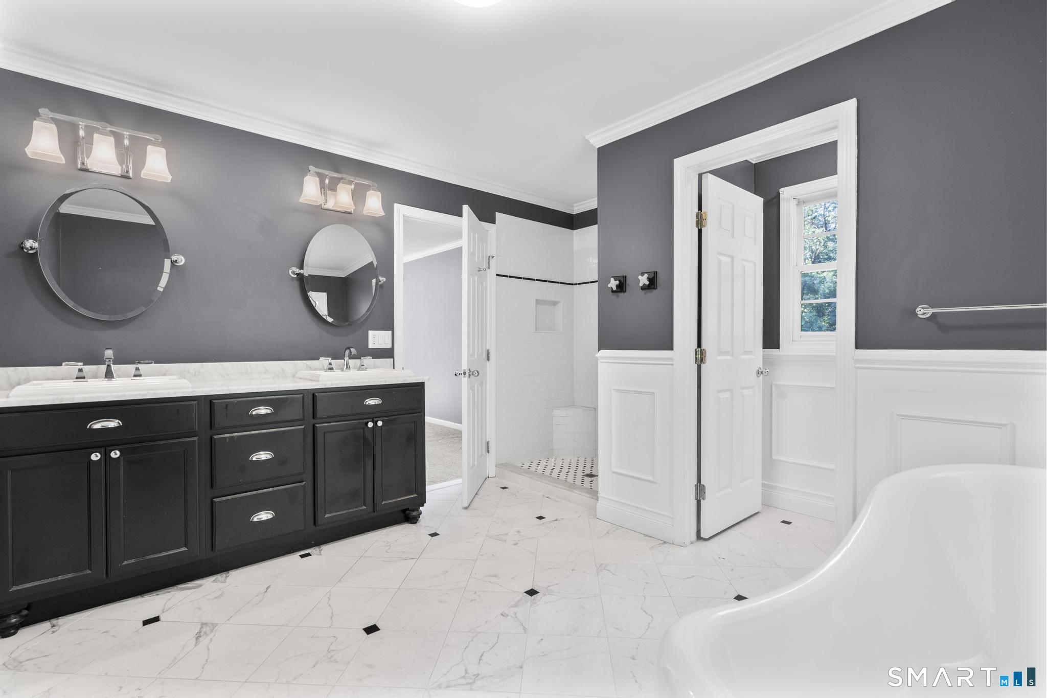29 Nathan Hale Court Cheshire CT 06410