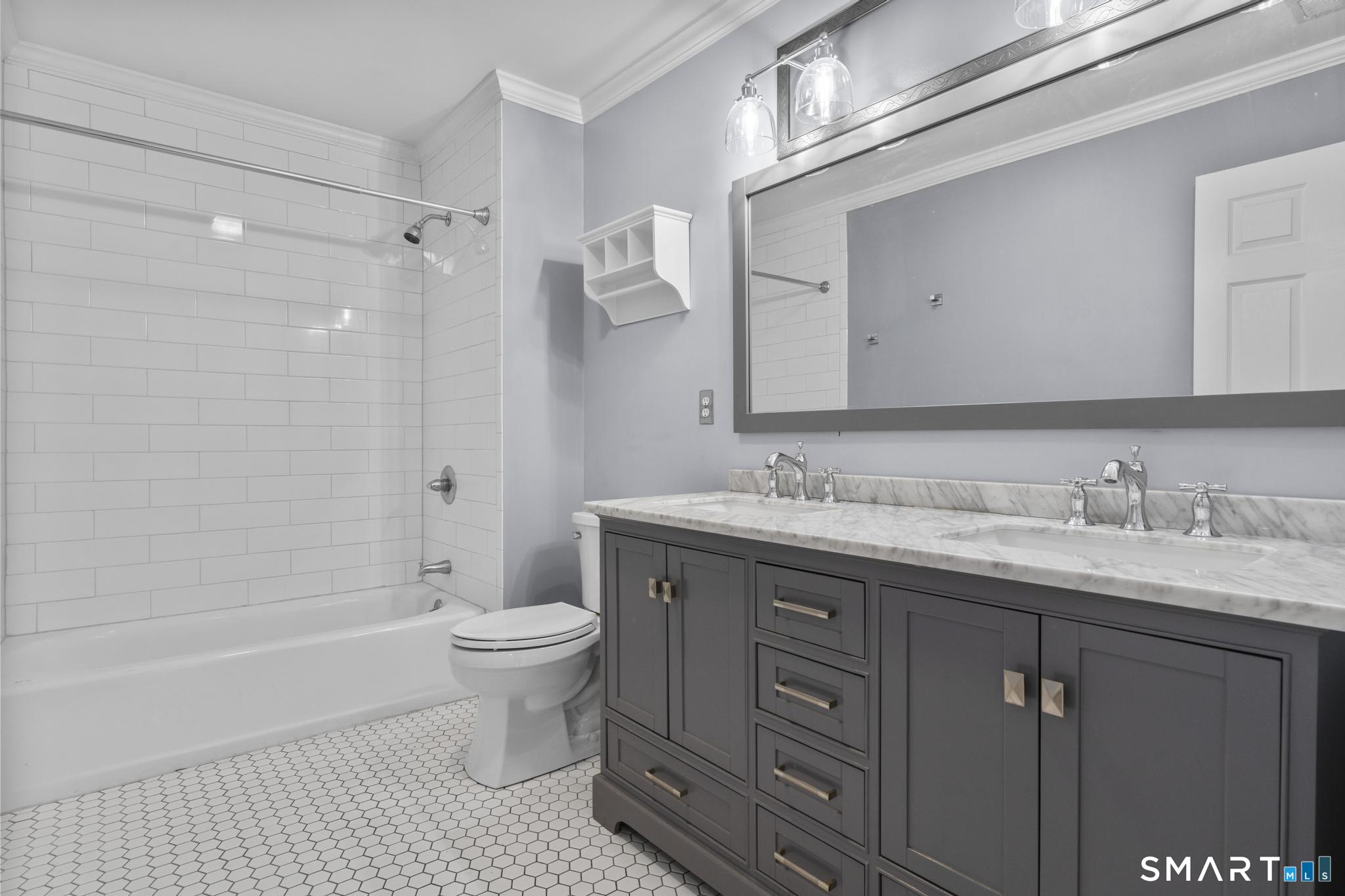 29 Nathan Hale Court Cheshire CT 06410