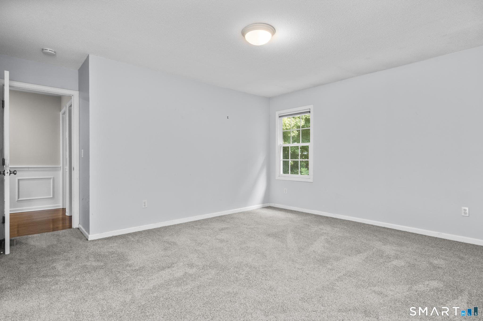 29 Nathan Hale Court Cheshire CT 06410
