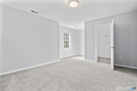 29 Nathan Hale Court Cheshire CT 06410