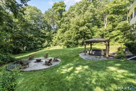 29 Nathan Hale Court Cheshire CT 06410