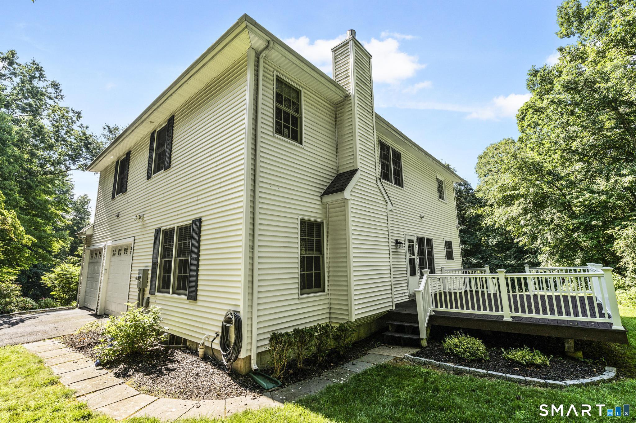 29 Nathan Hale Court Cheshire CT 06410