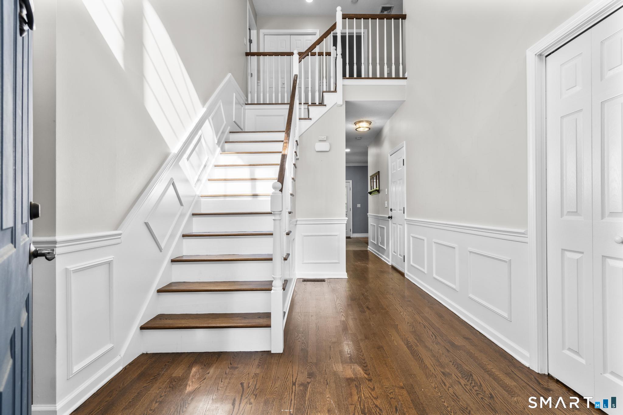 29 Nathan Hale Court Cheshire CT 06410