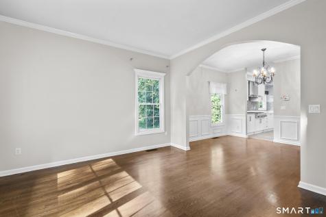 29 Nathan Hale Court Cheshire CT 06410