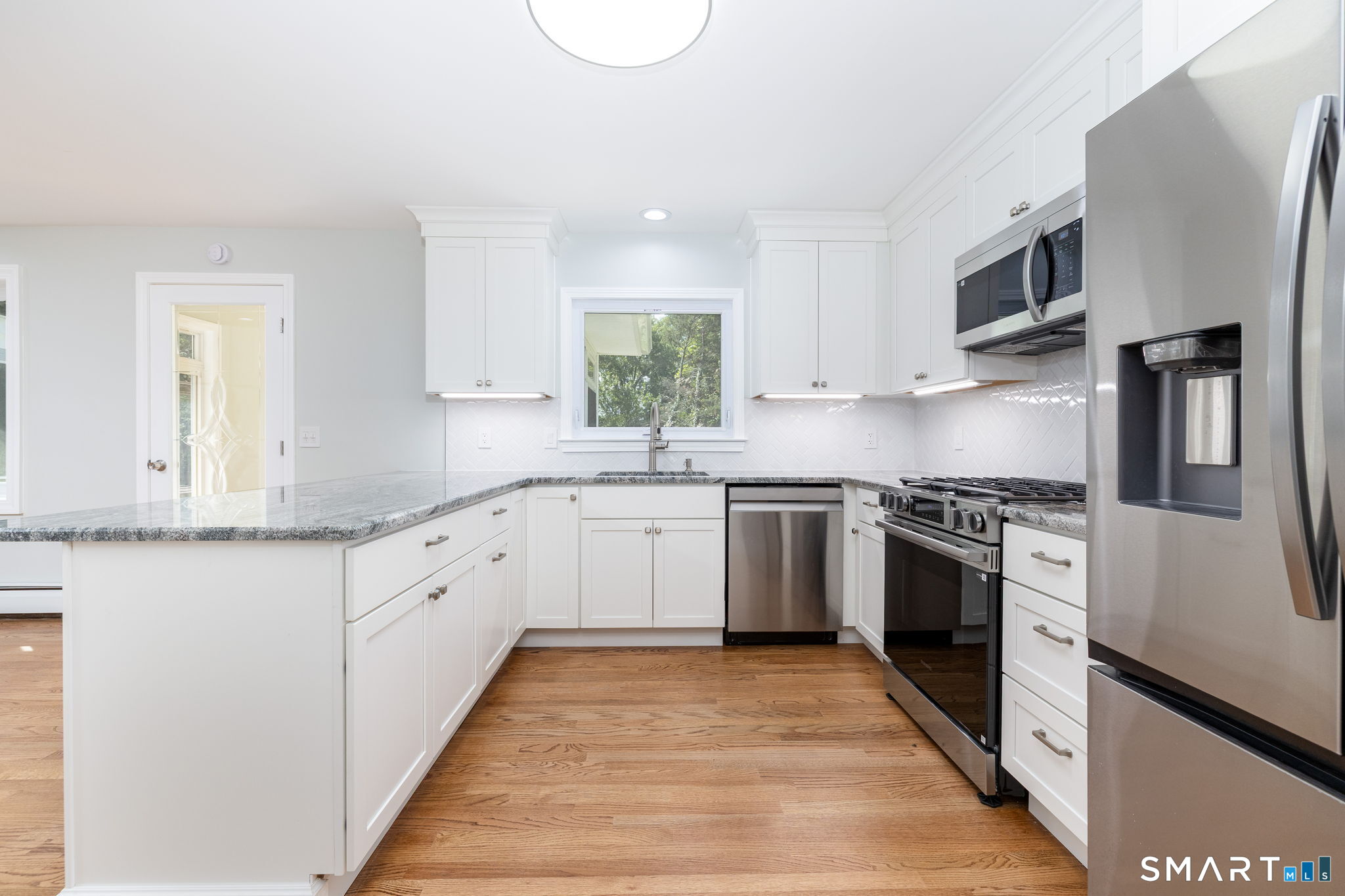 412 Narrow Lane Orange CT 06477