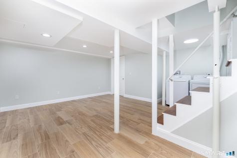 412 Narrow Lane Orange CT 06477