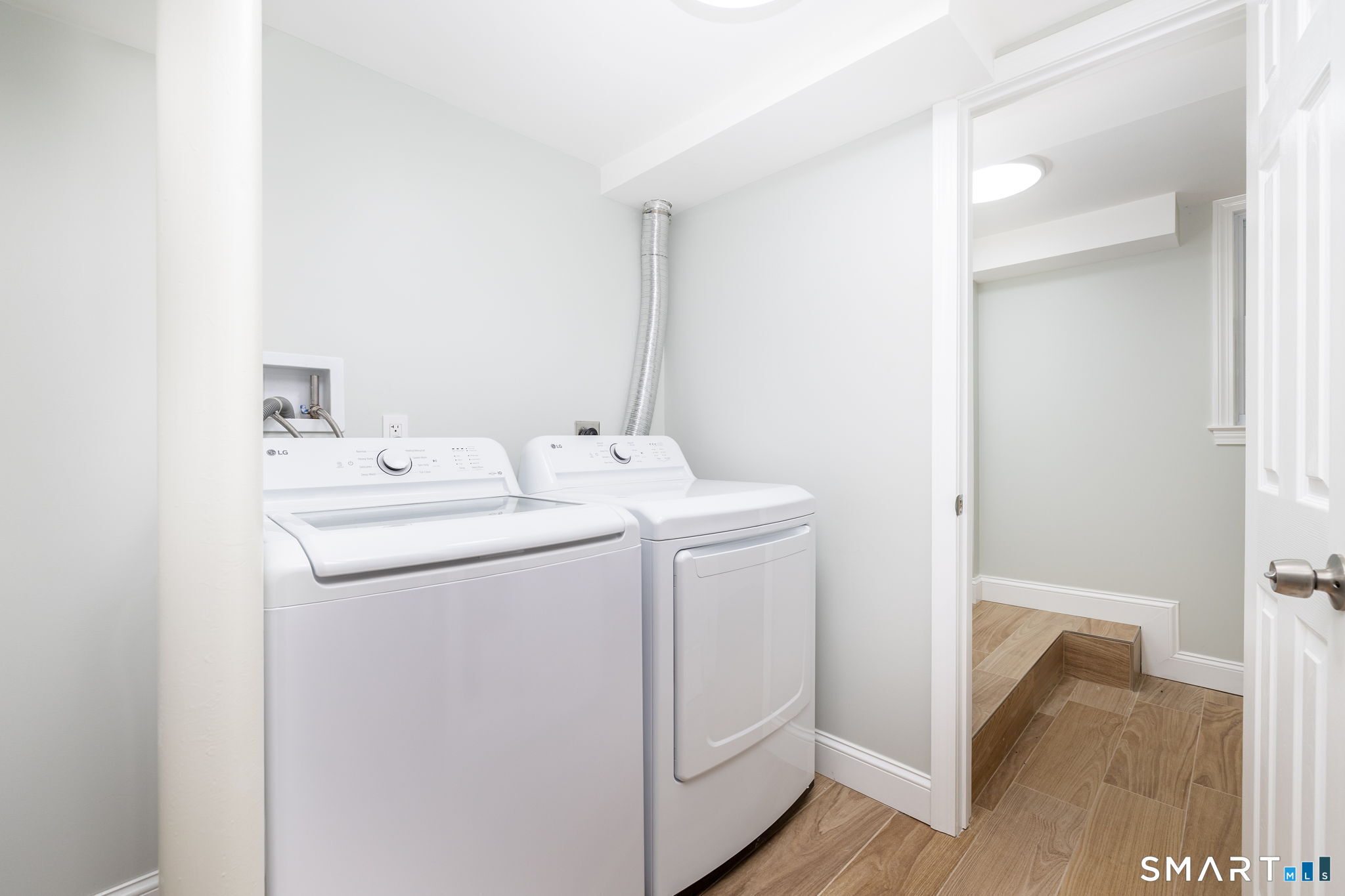 412 Narrow Lane Orange CT 06477