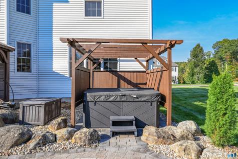 120 Spring Valley Drive Berlin CT 06037