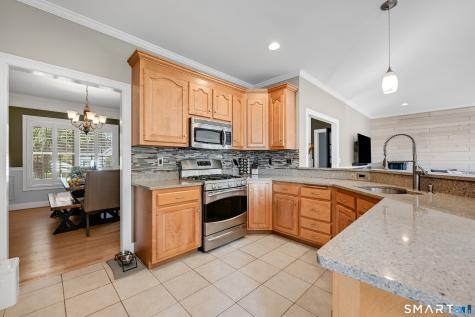120 Spring Valley Drive Berlin CT 06037
