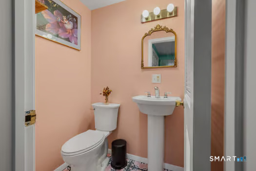9 Thompson Road Franklin CT 06254