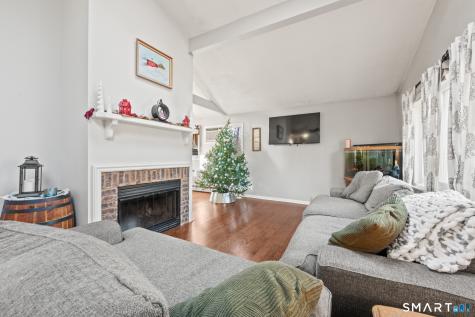 2 Summit Road Columbia CT 06237