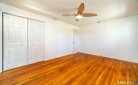 16 Featherbed Lane Branford CT 06405