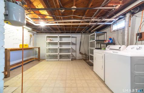 16 Featherbed Lane Branford CT 06405