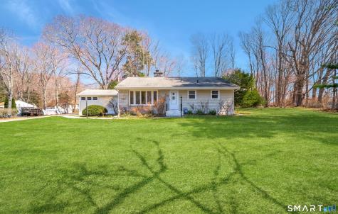 16 Featherbed Lane Branford CT 06405