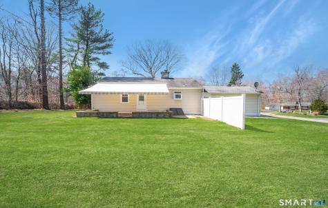 16 Featherbed Lane Branford CT 06405
