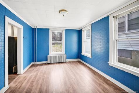 61 Easton Avenue Waterbury CT 06704