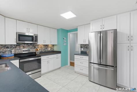 57 Edgewood Drive Middletown CT 06457