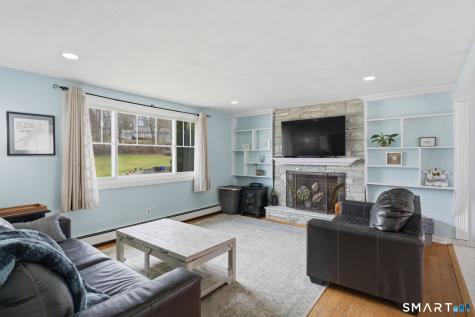 57 Edgewood Drive Middletown CT 06457
