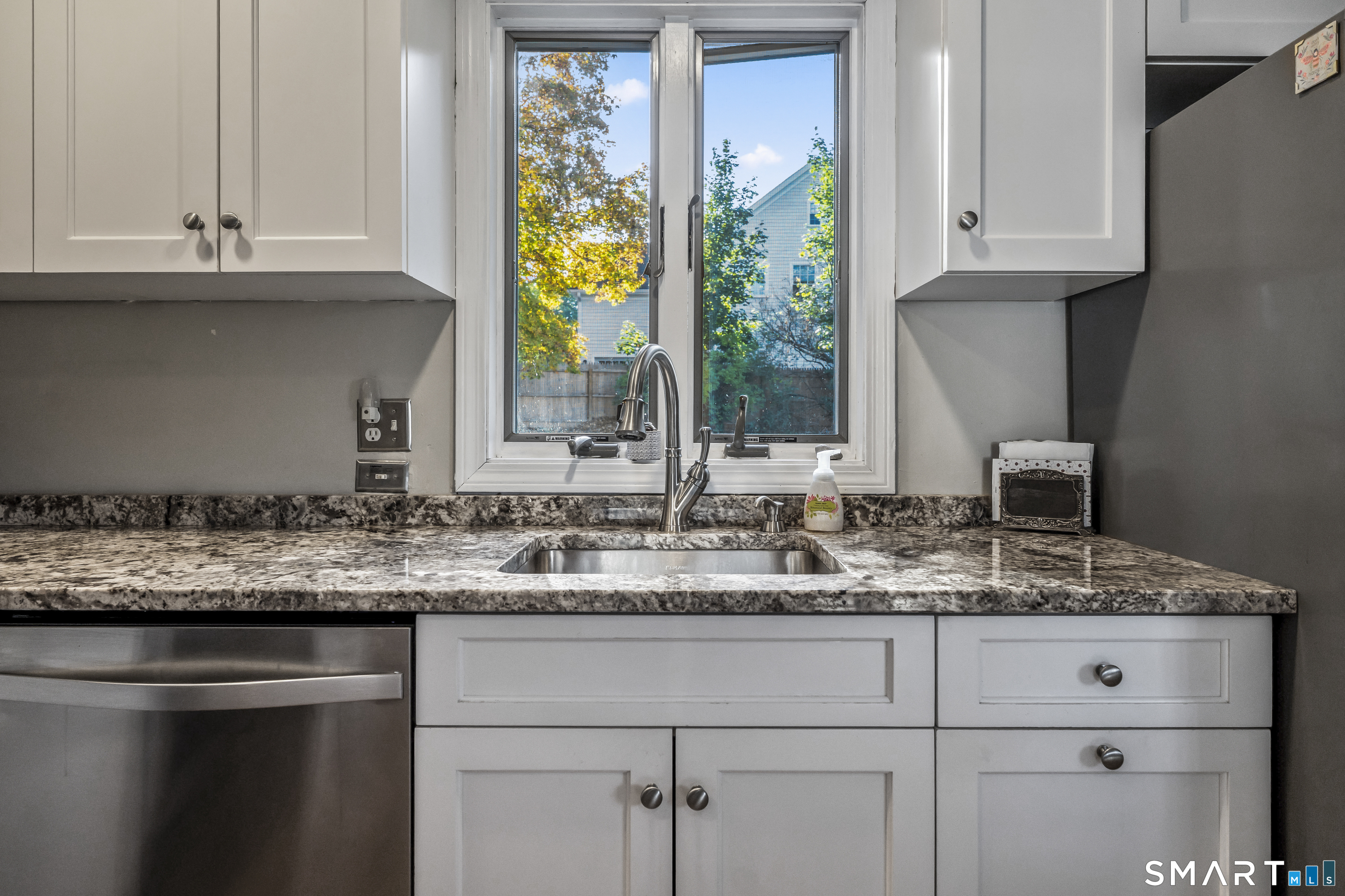9 Millspaugh Drive Fairfield CT 06824