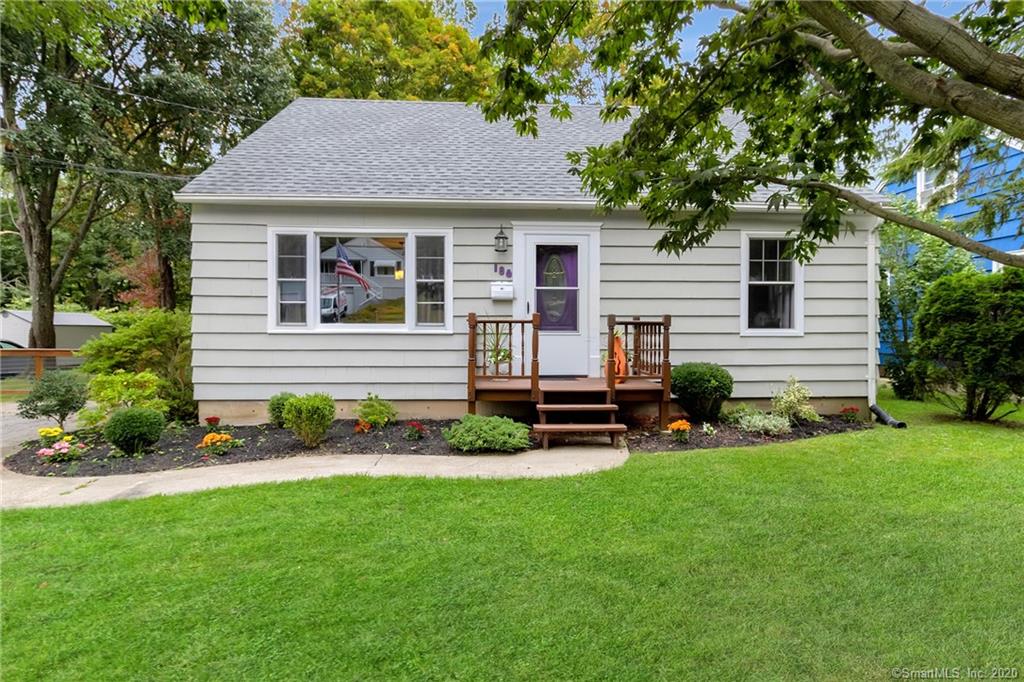 186 Westbury Park Road Watertown CT 06795