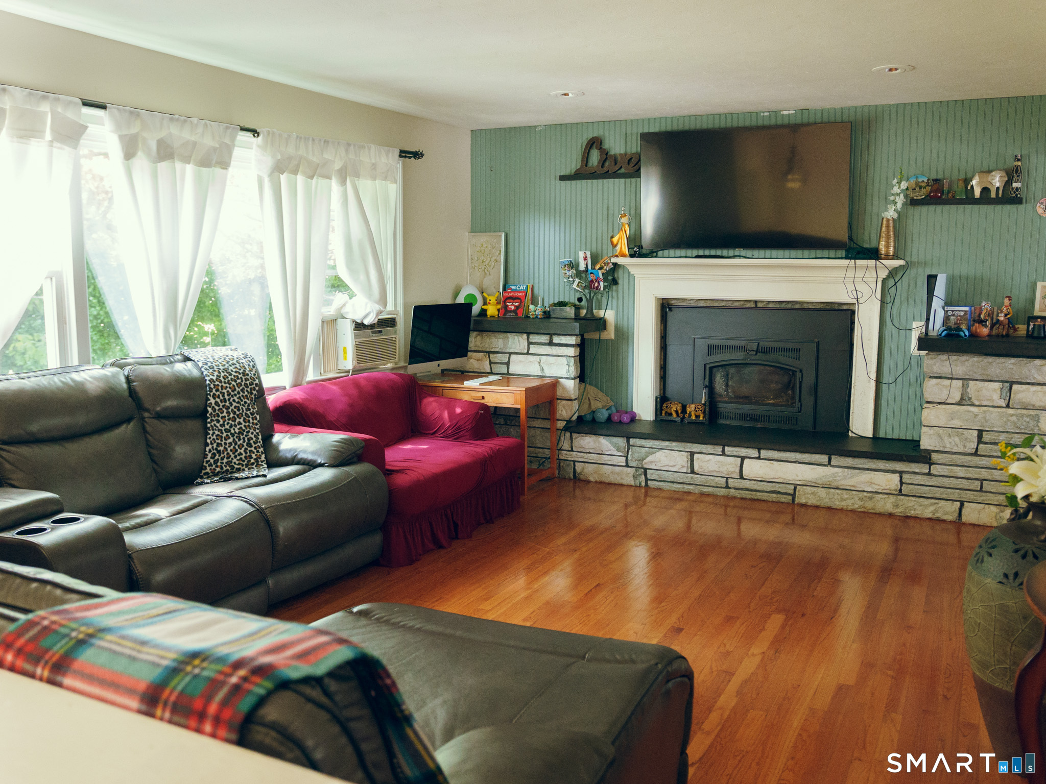 4 Perkins Street Danbury CT 06810