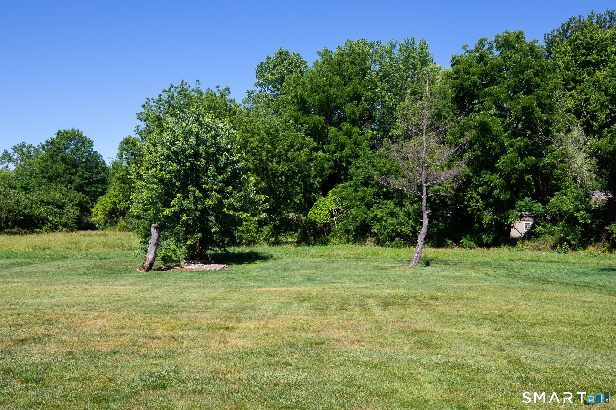 17 School House Road Newington CT 06111